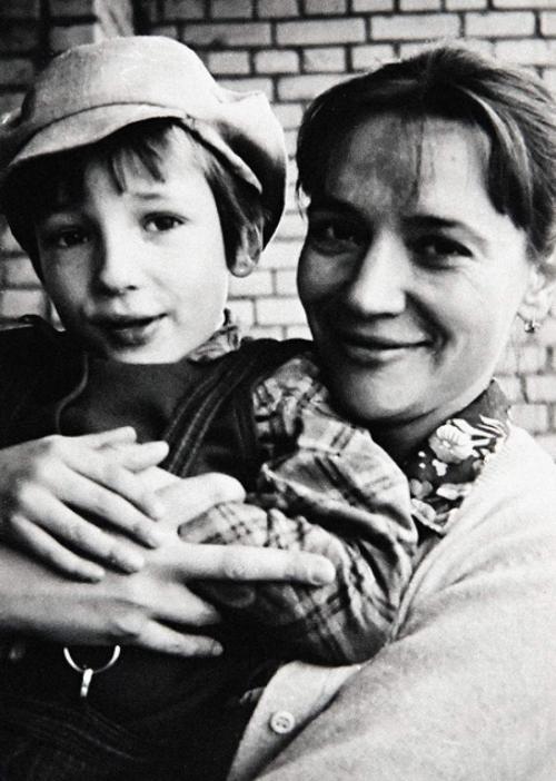 Звезды, которых лишали родительских прав