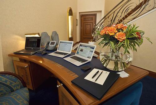 Самая роскошная гостиница в мире: вид изнутри