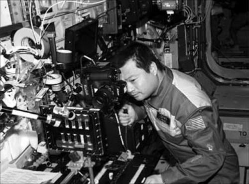 Призраки, НЛО и голоса: самые странные вещи, которые наблюдали космонавты в космосе