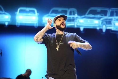 Звезды, которых пытались уличить в «покупке» зрителей на их концерты