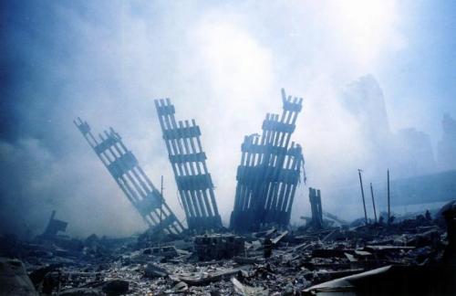9/11: редкие фото атак на Всемирный торговый центр и Пентагон