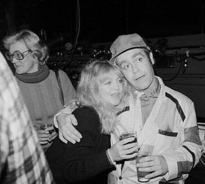 Редкие снимки знаменитостей прошлого и настоящего. Часть 3