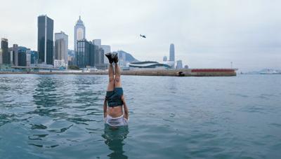 Левитация без фотомонтажа: и невозможное возможно