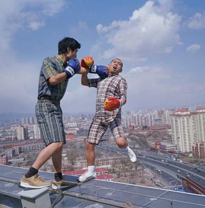 Левитация без фотомонтажа: и невозможное возможно