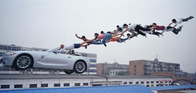 Левитация без фотомонтажа: и невозможное возможно