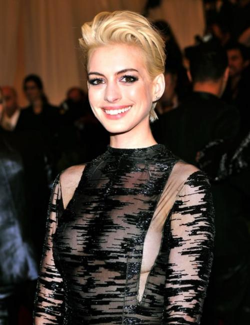 Звезды, которые кардинально меняли свой внешний вид