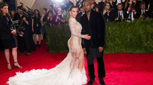 Ким Кардашьян празднует 35-летие