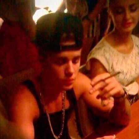 Звезды, которые любят поскандалить в самолетах