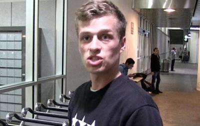 Звезды, которые любят поскандалить в самолетах