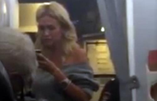 Звезды, которые любят поскандалить в самолетах