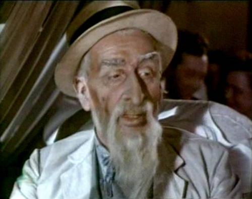 Как выглядели "бабушки" и "дедушки" из советских фильмов в молодости