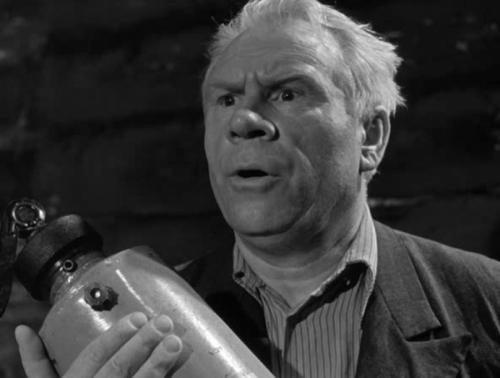 Как выглядели "бабушки" и "дедушки" из советских фильмов в молодости