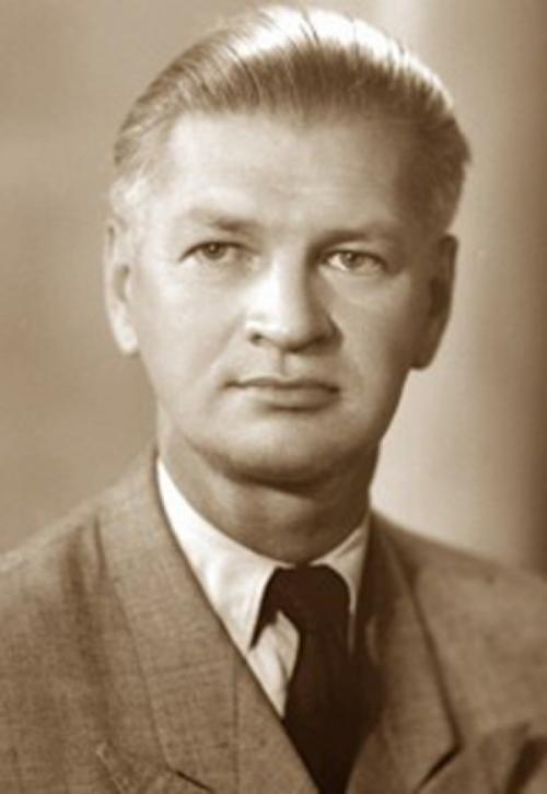 Как выглядели "бабушки" и "дедушки" из советских фильмов в молодости