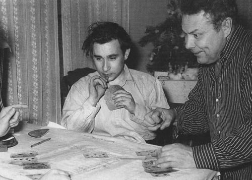 Как выглядели "бабушки" и "дедушки" из советских фильмов в молодости