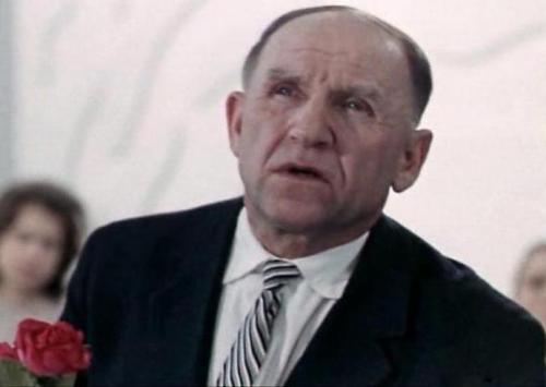 Как выглядели "бабушки" и "дедушки" из советских фильмов в молодости