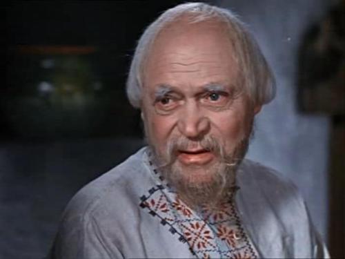 Как выглядели "бабушки" и "дедушки" из советских фильмов в молодости