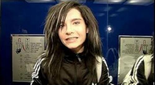 Знаменитости, которых очень сложно узнать без грима