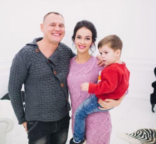 "Дом 2", "За стеклом": что стало со звездами первых российских реалити-шоу