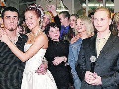 "Дом 2", "За стеклом": что стало со звездами первых российских реалити-шоу