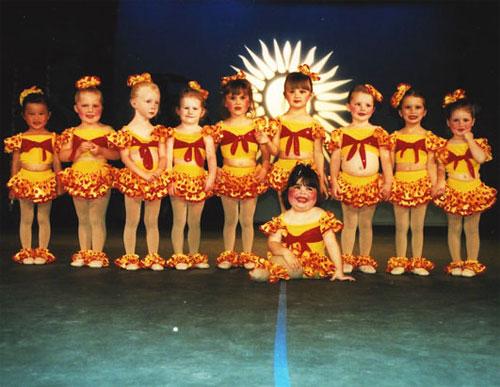 Девочка-русалка осталась с "хвостом"