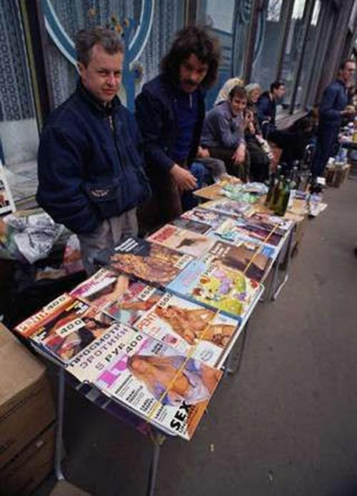 Из лихих 90-х: как жил мир 20 лет назад