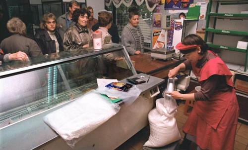 Из лихих 90-х: как жил мир 20 лет назад