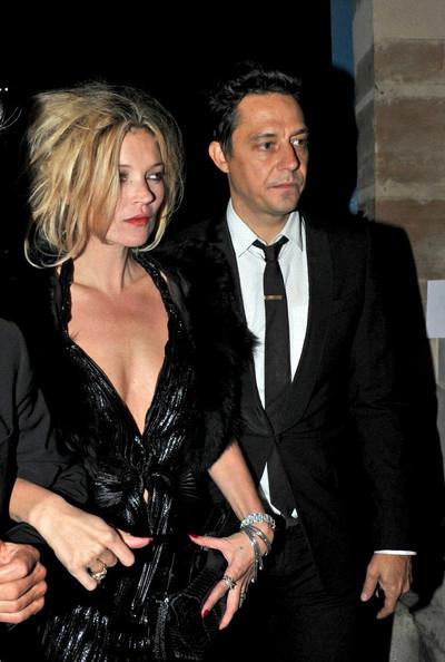 Самые желанные девушки планеты с небольшим бюстом