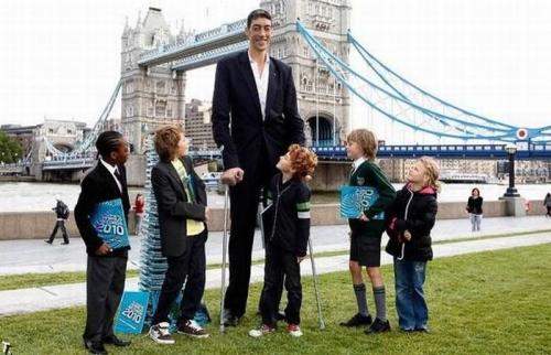 10 самых высоких людей в мире