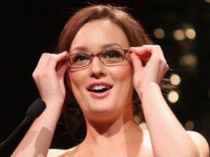 Знаменитости в очках