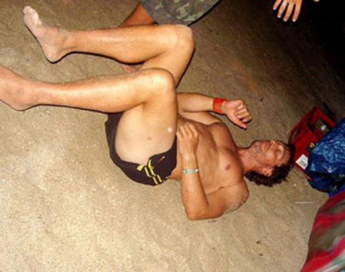 Пьяный проказник Мэттью Макконахи свалился в канаву