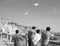 Самые известные фотографии НЛО в небесах