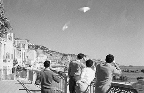 Сицилия, 1954...