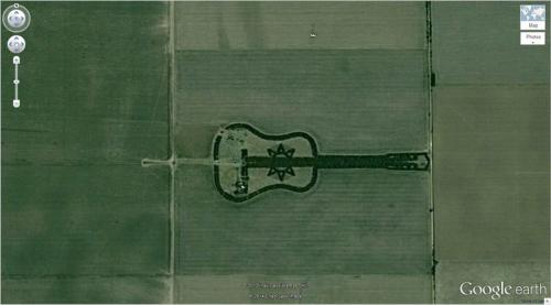 Удивительные находки, сделанные с помощью Google Earth