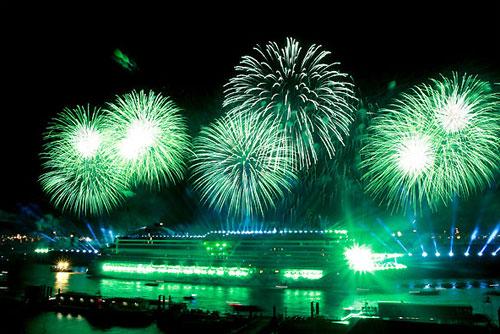 «Аида» прогремела в порту сумасшедшим салютом