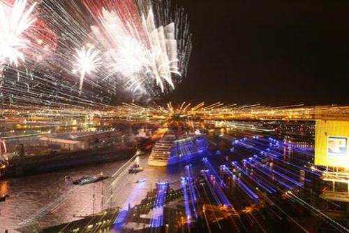 «Аида» прогремела в порту сумасшедшим салютом