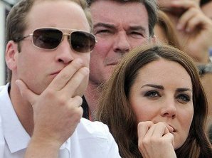 Знаменитости, которые не отучились от привычки грызть ногти