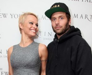 Привычка жениться: звезды, вступавшие в брак с бывшими