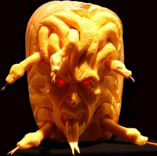 Невероятные тыквы на Хэллоуин стали интернет-сенсацией