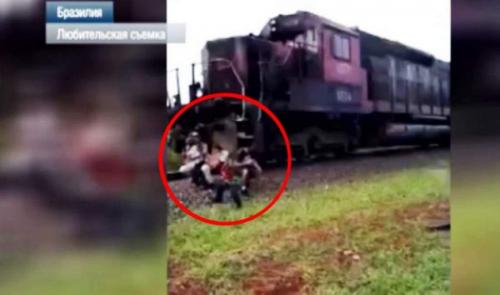 Самые безумные поступки, сделанные ради лайков в Сети