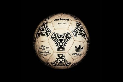 Мячи Кубков мира