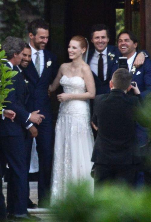 Секретные свадьбы звезд, которые удалось заснять папарацци