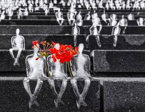 Жуткие памятники, глядя на которые становится не по себе