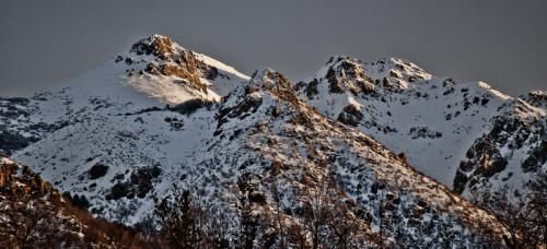 Лас-Транкас, Чили Здесь находятся одни из лучших горных склонов Южной Америки. Анды как-никак. Кататься на лыжах можно круглый год, а аренда жилья обойдется всего в $300 в месяц. Богатые туристы живут на склонах горах, а опытные — в деревнях у их подножия.