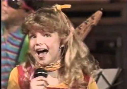 Самые первые выступления знаменитостей на сцене