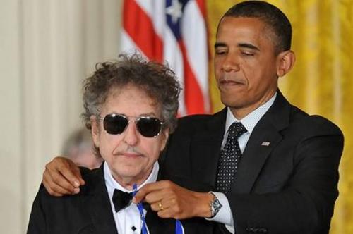 Фото звезд, доказывающие их близкую дружбу с президентами