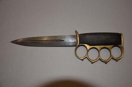 10 видов самого эффективного холодного оружия, от которого стоит держаться подальше