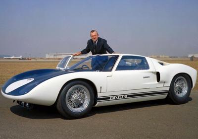 Топ-100 самых красивых автомобилей всех времен