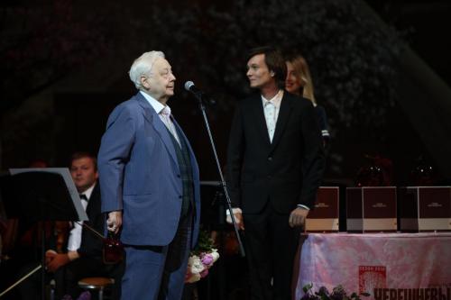 Олега Янковского помянули премией