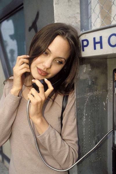 От первого лица: женщина-загадка Анджелина Джоли