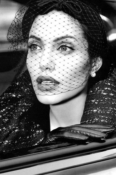 От первого лица: женщина-загадка Анджелина Джоли